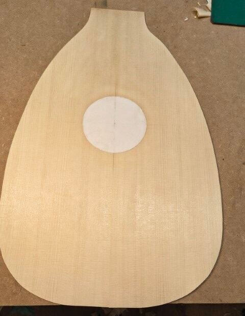 Archlute build – Soundboard and rose